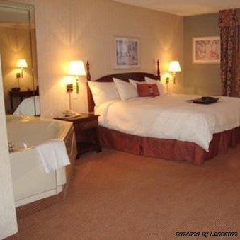 Clifton Victoria At The Falls Hotel Niagara Falls
